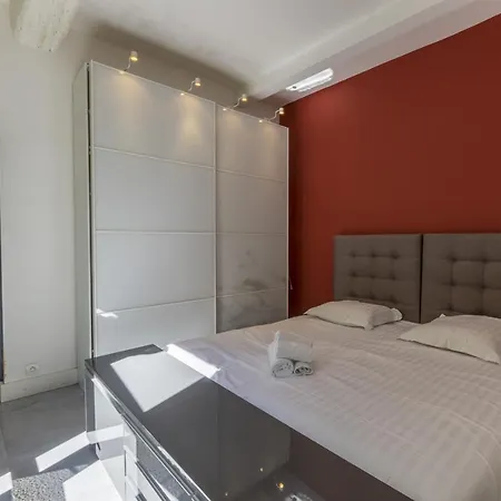 Un Jardin Dans La - Premiere Conciergerie Apartment