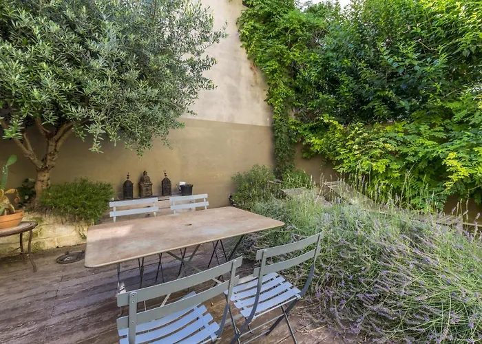 Un Jardin Dans La - Premiere Conciergerie